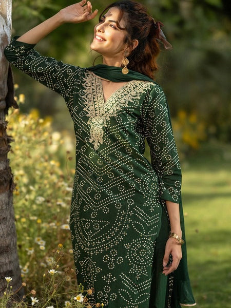 Women Bandhani Printed Thread Work Straight Kurta With Trousers & Dupatta VitansEthnics