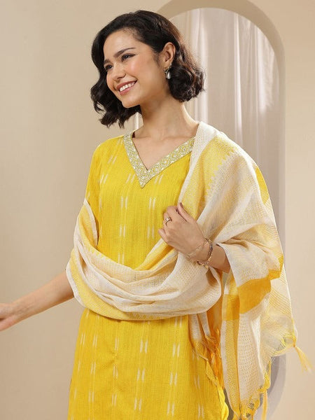 Women Ethnic Motifs Regular Thread Work Kurta with Salwar & With Dupatta Set VitansEthnics