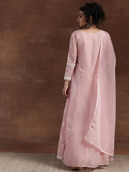 Floral Embroidered V-Neck Three-Quarter Sleeves Thread Work Kurta Set