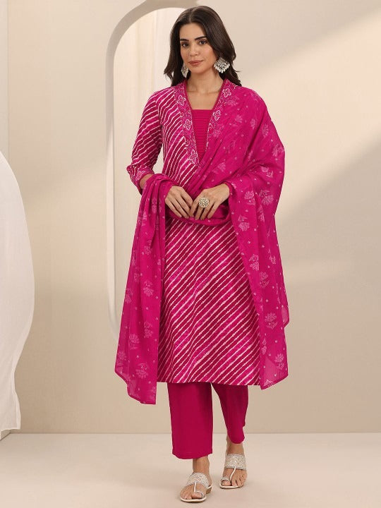 Women Leheriya Printed V-Neck Straight Kurta With Trousers & Dupatta VitansEthnics