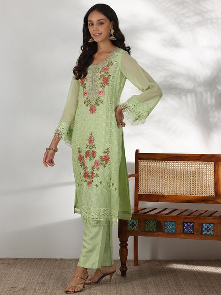 Women Floral Embroidered Thread Work Straight Kurta with Trousers & Dupatta Set