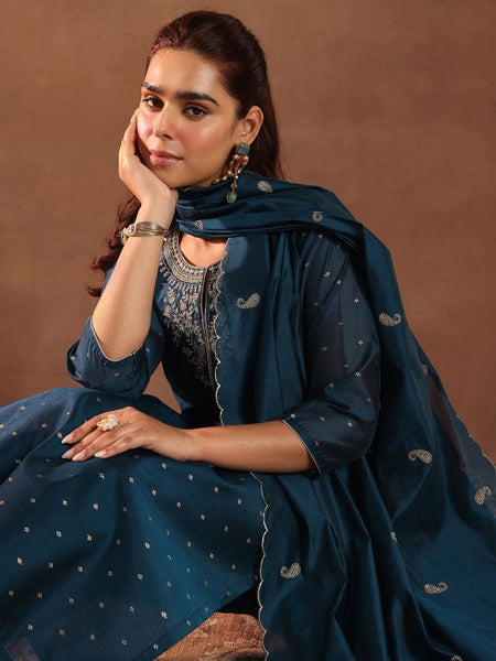 Floral Embroidered Thread Work Chanderi Silk Straight Kurta with Trousers & Dupatta Set