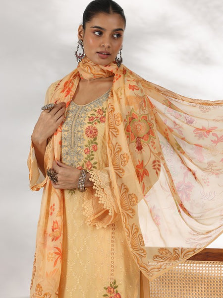 Women Floral Embroidered Thread Work Straight Kurta with Trousers & Dupatta Set