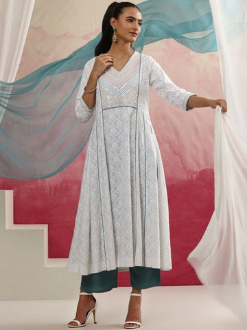 Women Pleated Kurta with Palazzos & With Dupatta Set VitansEthnics