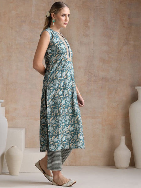 Women Ethnic Motifs Mandarin Collar Pure Cotton Kurta with Palazzos & With Dupatta Set VitansEthnics