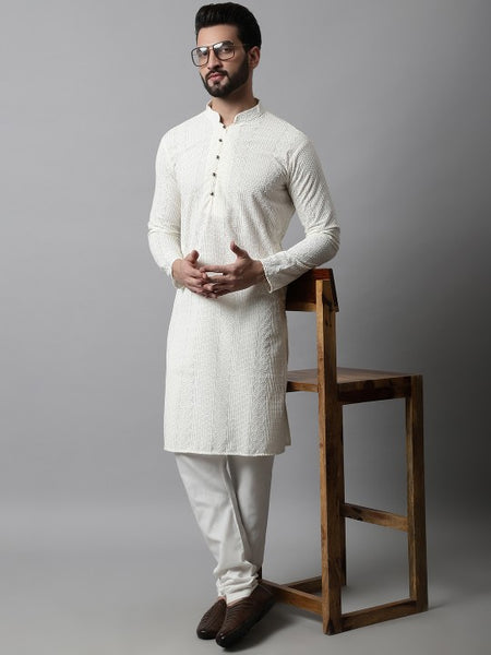 Men Cream-Coloured Ethnic Motifs Embroidered Cotton Kurta