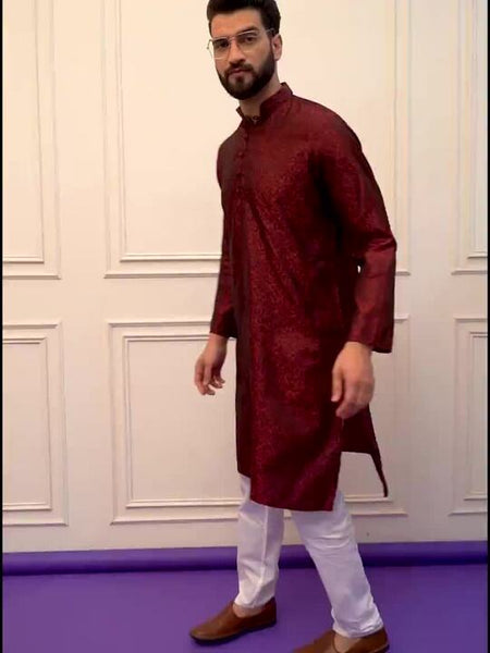 Men HandCrafted Maroon Printed Straight Kurta