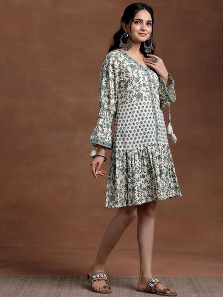 Women Floral Printed V-Neck Bell Sleeves Cotton A-Line Ethnic Dress