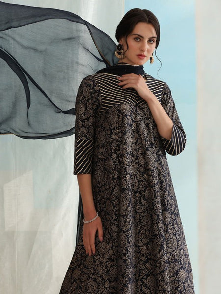 Floral Printed Keyhole Neck Pure Cotton A-Line Kurta with Trousers & Dupatta Set (Copy) VitansEthnics