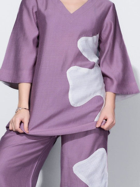 Women Purple & White V-Neck Applique Detail Night Suit VitansEthnics
