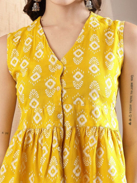 Women Ikat Printed V-Neck Top & Trouser Co-Ords set VitansEthnics