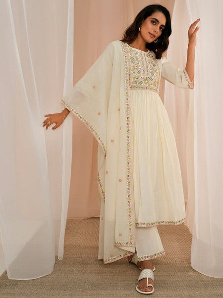 Women Floral Yoke Design Pleated Thread Work Pure Cotton Kurta With Palazzos & Dupatta VitansEthnics