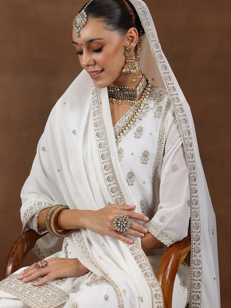 Women Floral Embroidered Sequinned Georgette Straight Kurti With Palazzos & Dupatta VitansEthnics