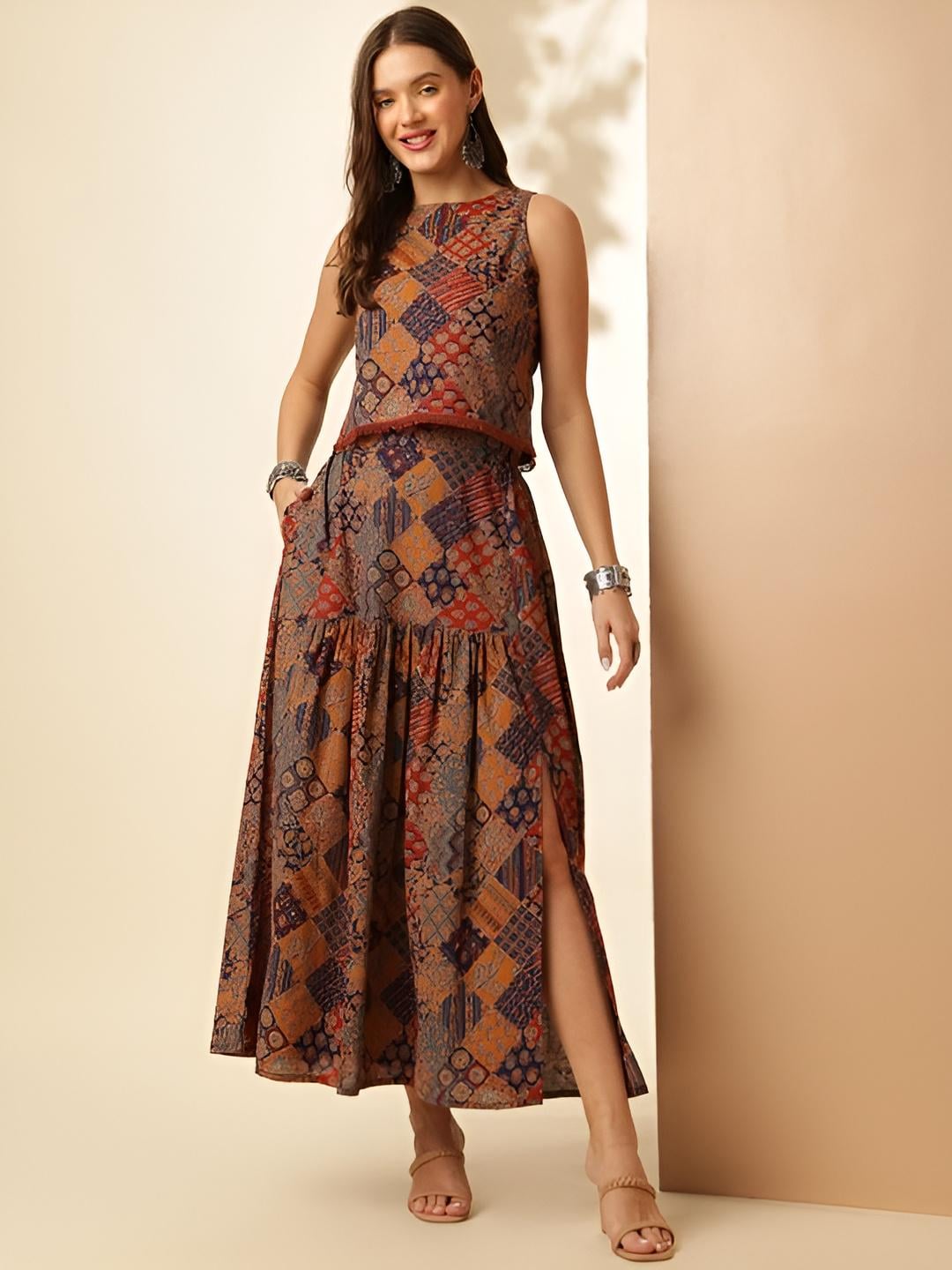 Geometric Printed Crop Top With Slit Skirt Fusion Indo Western Coord Set