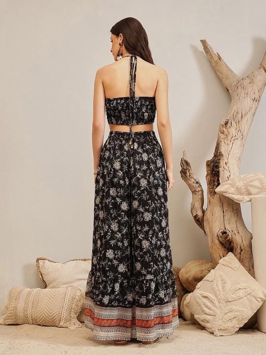 Halter Neck Printed Indian Cutout Detail Jumpsuit M