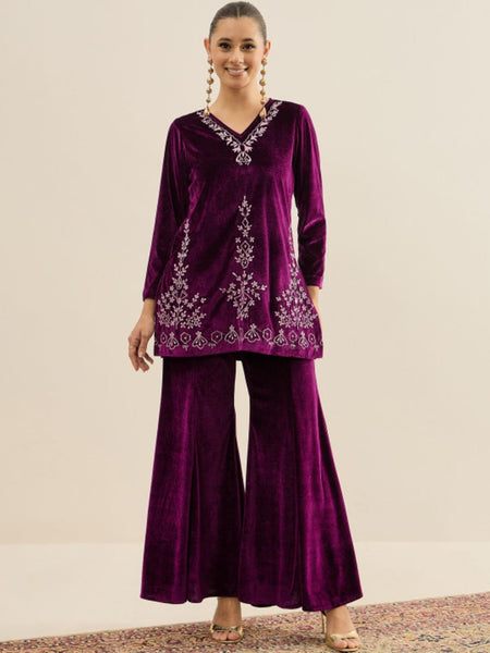 Embroidered Velvet V-Neck Tunic & Trousers For Women, Indian Co-ords Set, Ethnic Indo Western Fusion Outfit VitansEthnics