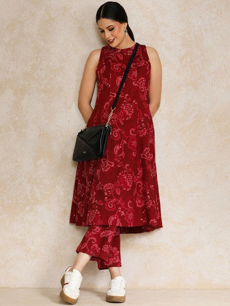 Women Ethnic Motifs Printed Regular Pure Cotton Kurta with Trousers VitansEthnics