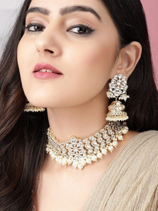 Gold-Plated White Kundan Studded & Beaded Handcrafted Jewelry Set