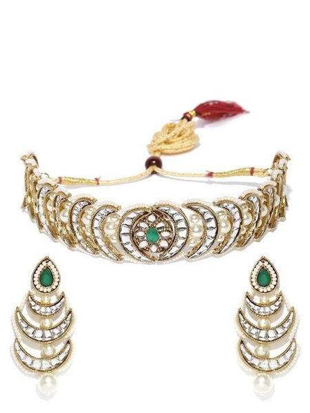 Kundan & Pearls Studded Traditional Choker Jewelry Set